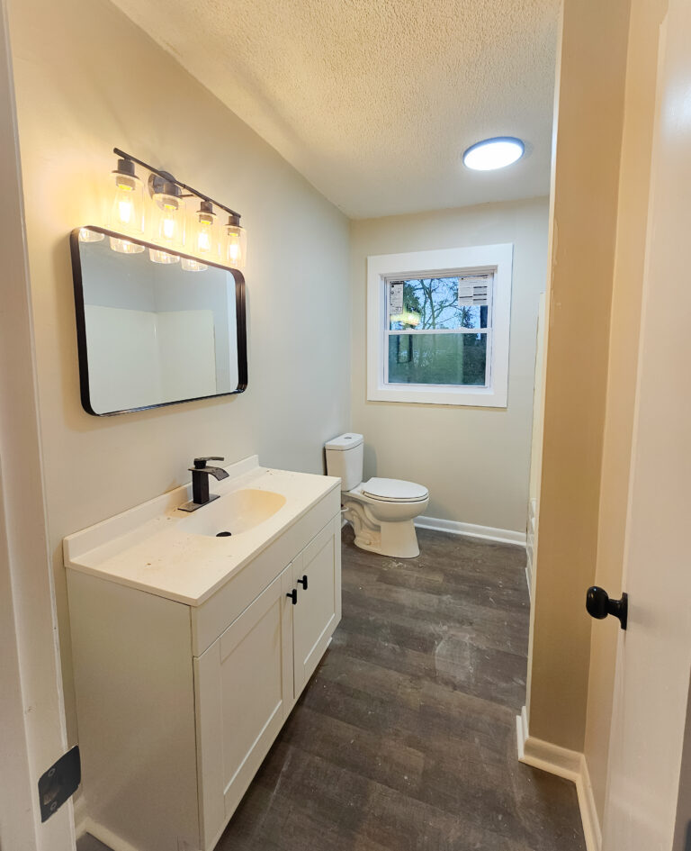After photo of a bathroom remodeled by Wynn Building Construction